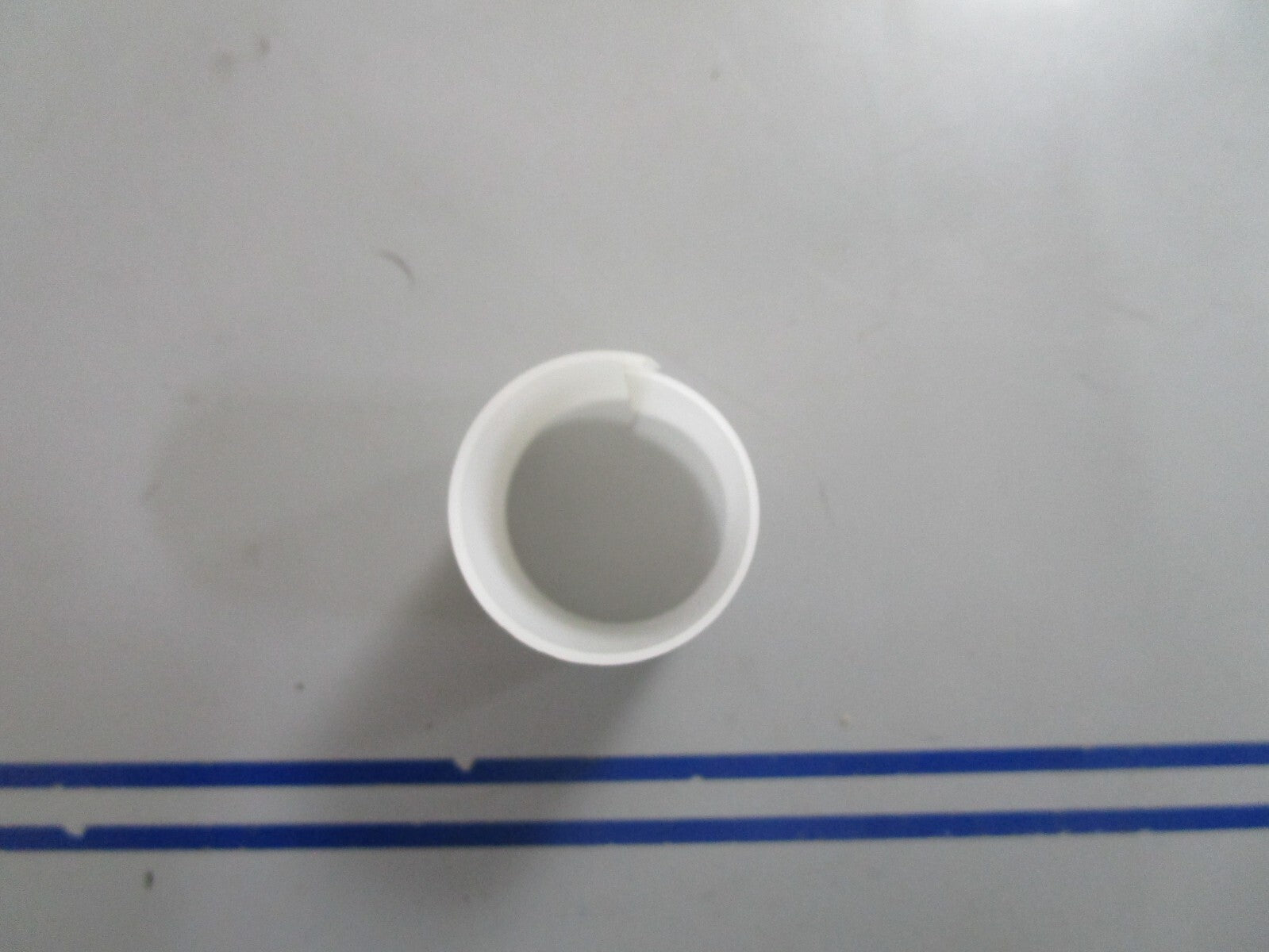 *NEW OEM* 0810 Volvo Penta Support Ring 832153