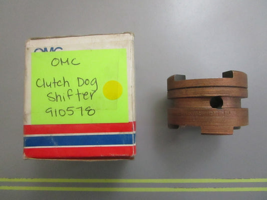 *NEW OEM* 0820 OMC Johnson Evinrude Clutch Dog Shifter 910578 0910578