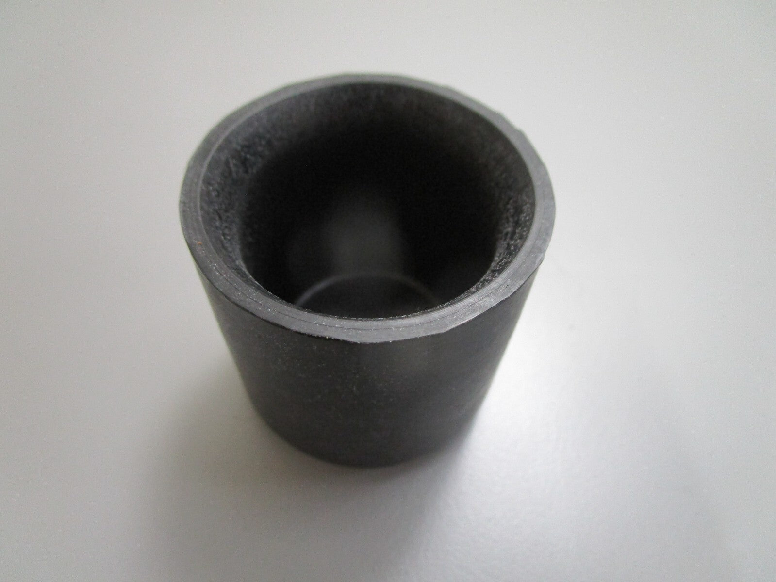 *NEW OEM* 0810 Mercury Quicksilver Drive Plug Cap 878991