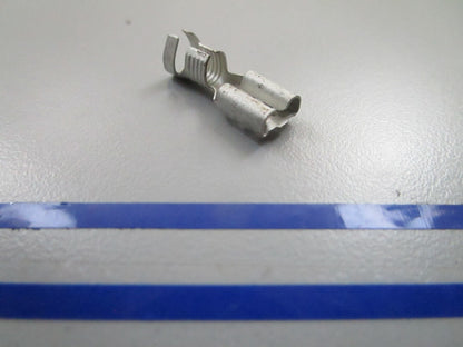 *NEW OEM* 0810 Volvo Penta Terminal 881486