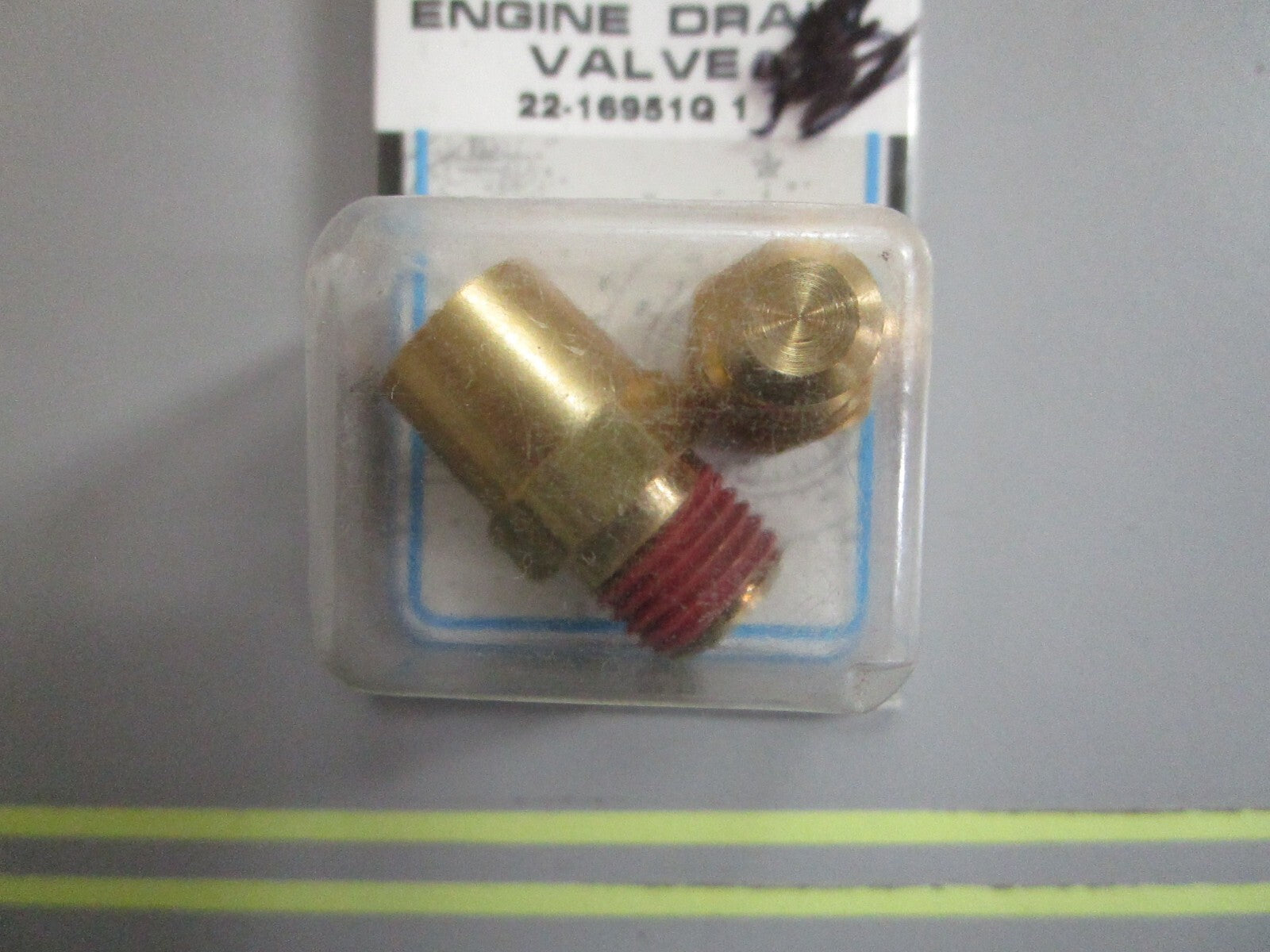 *NEW OEM* 0810 Mercury Quicksilver Drain Plug 22-16951Q1