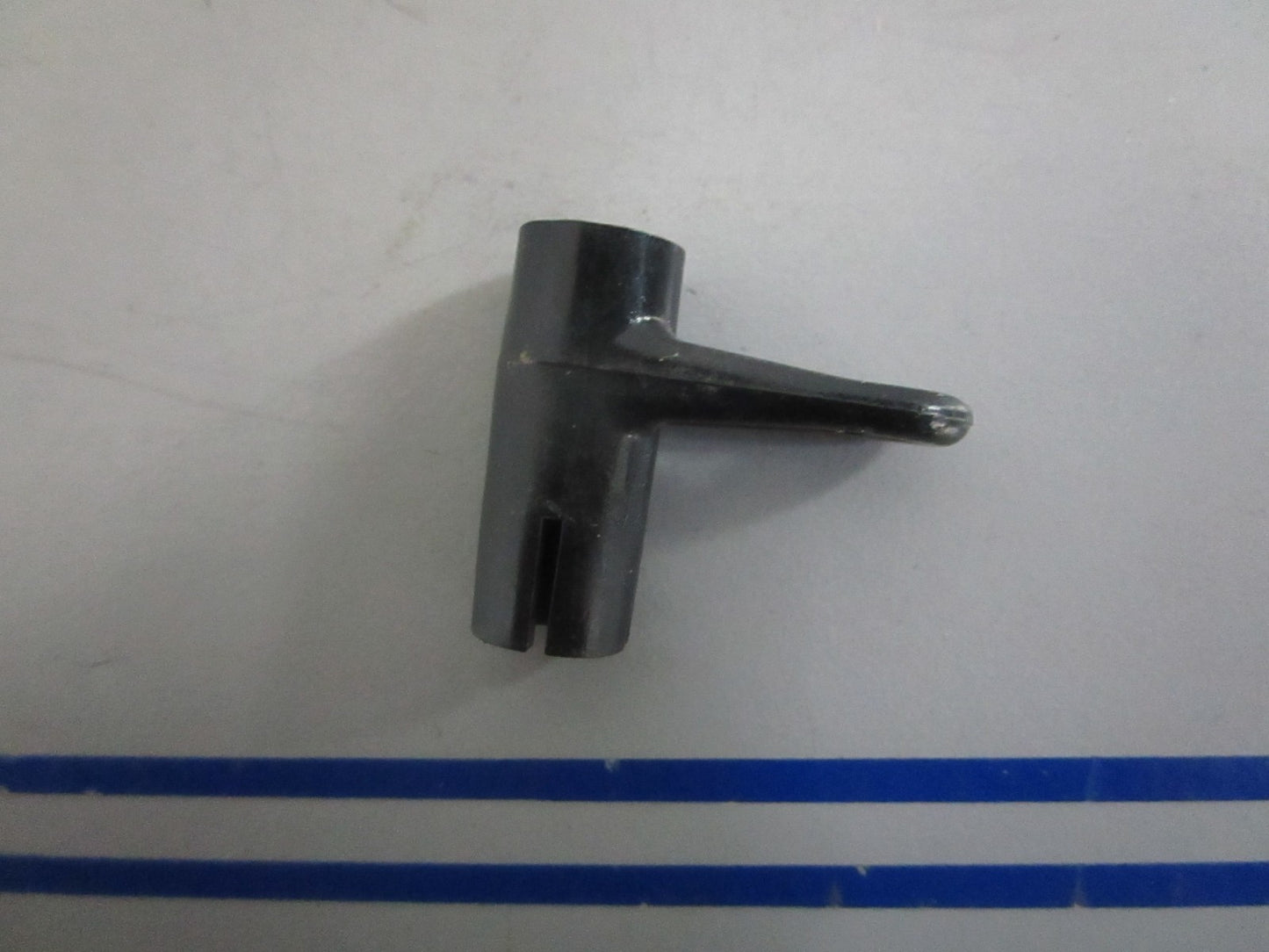 NEW OEM 316144 0316144 OMC Johnson Evinrude Adjust Arm 0820