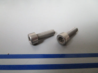 *NEW OEM* (LOT OF 2) 0810 Mercury Quicksilver Screw 10-40003 5
