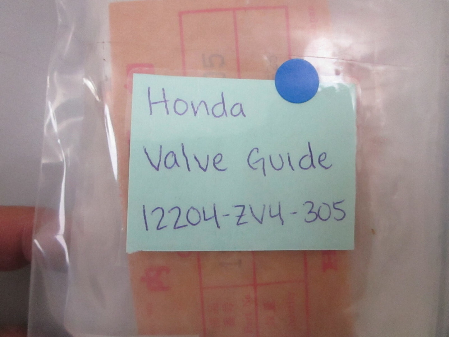 *NEW OEM* 0810 Honda Valve Guide 12204-ZV4-305