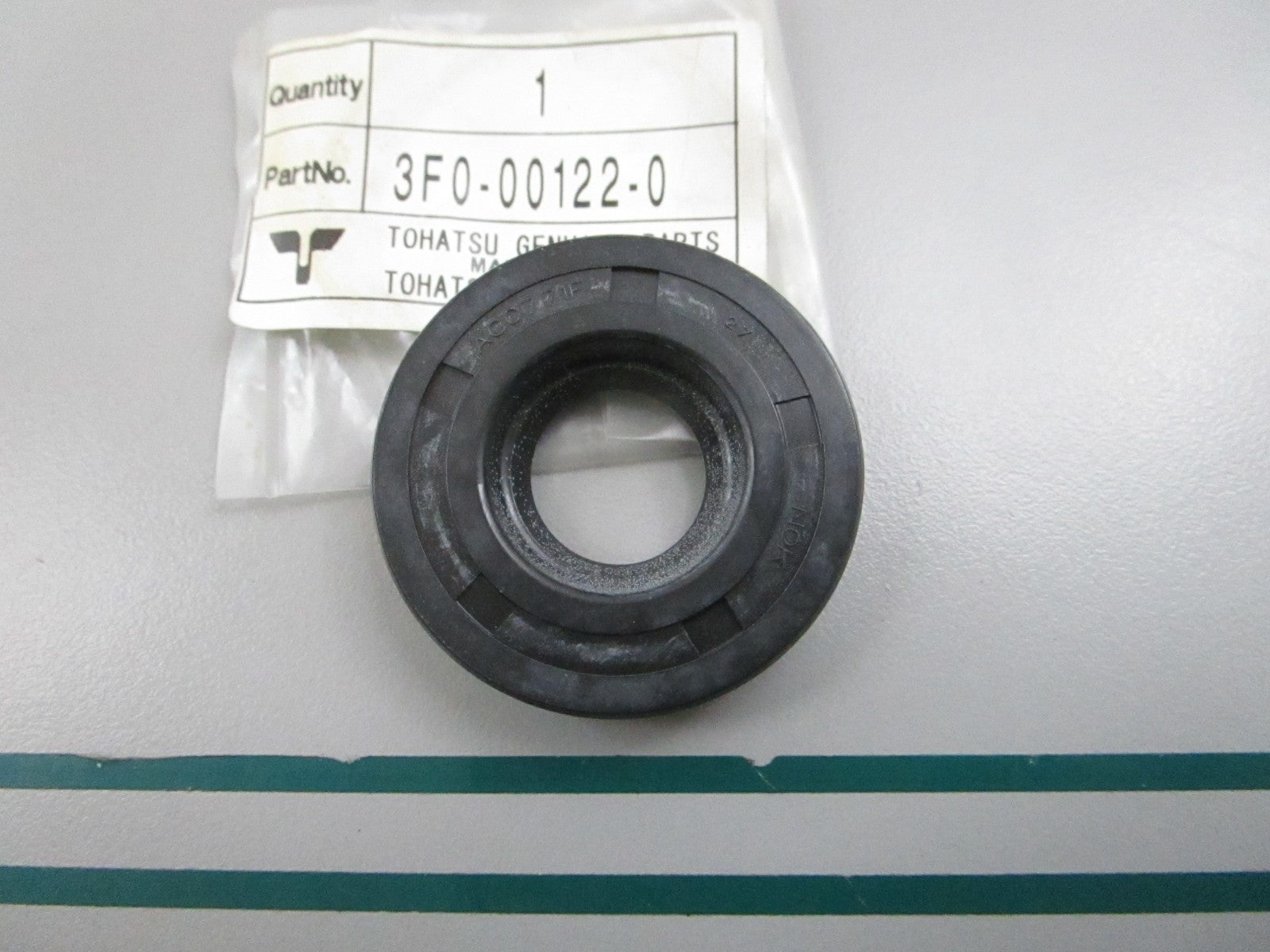 NEW OEM 3F0-00122-0 3F0001220 Tohatsu Oil Seal 0810