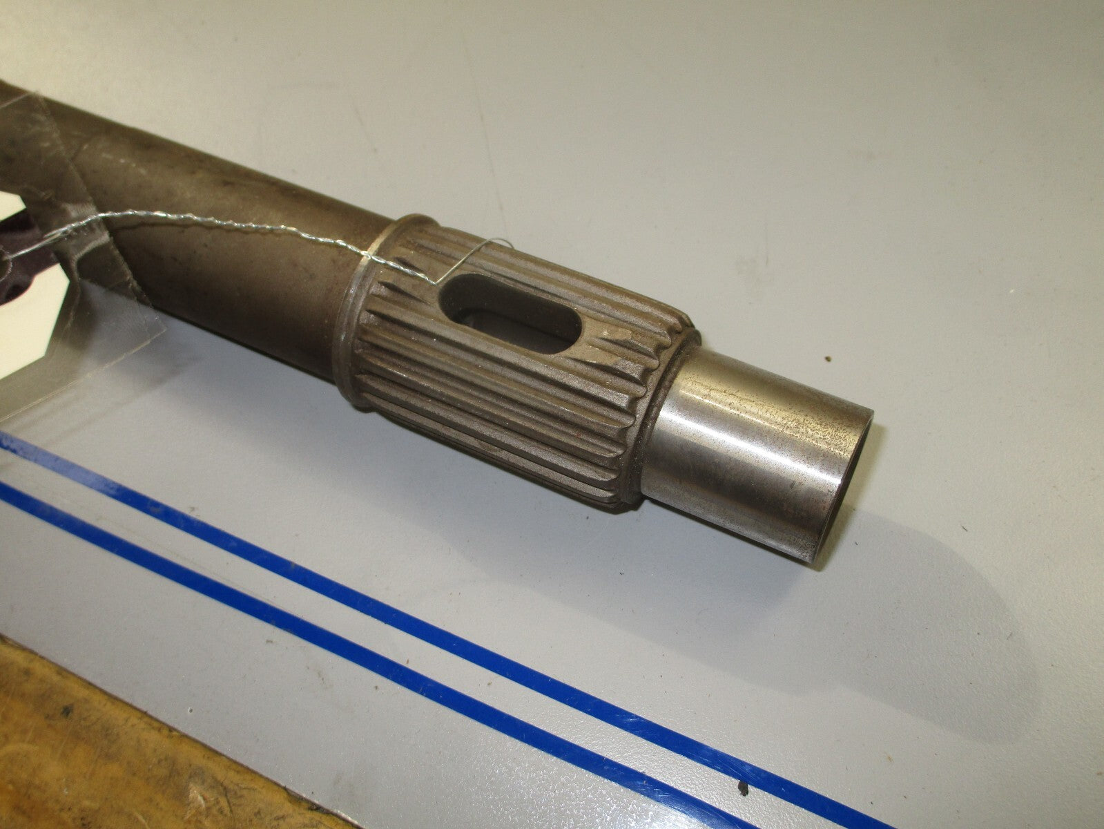 *NEW OEM* 0820 Mercury MerCruiser Sterndrive Alpha Prop Shaft 44-66060