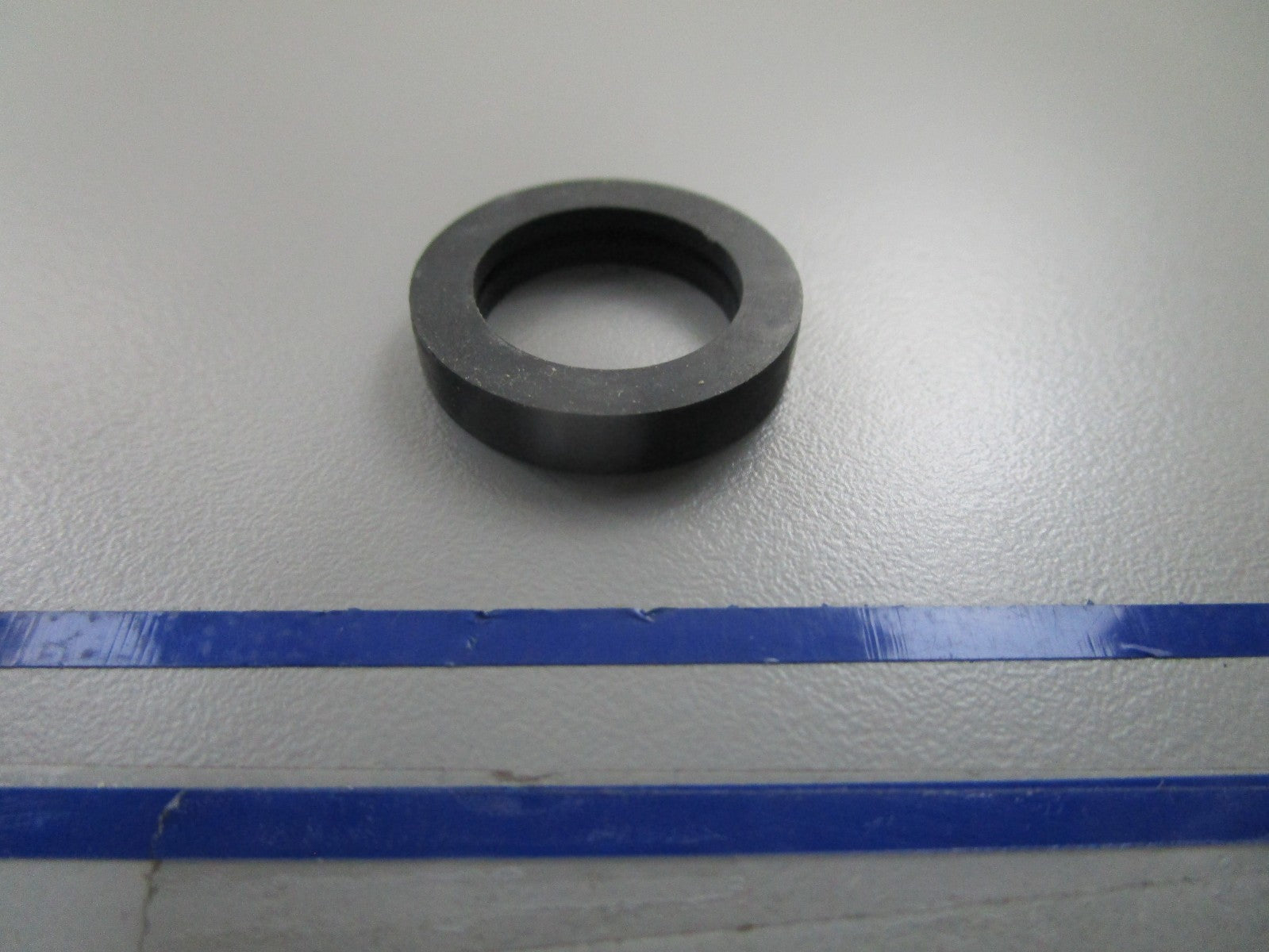 *NEW* 0810 Sierra Rubber Seal 18-2936 Replaces: Volvo Penta 418445
