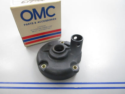 NEW OEM 390613 0390613 OMC Johnson Evinrude Water Pump Impeller Housing 0810