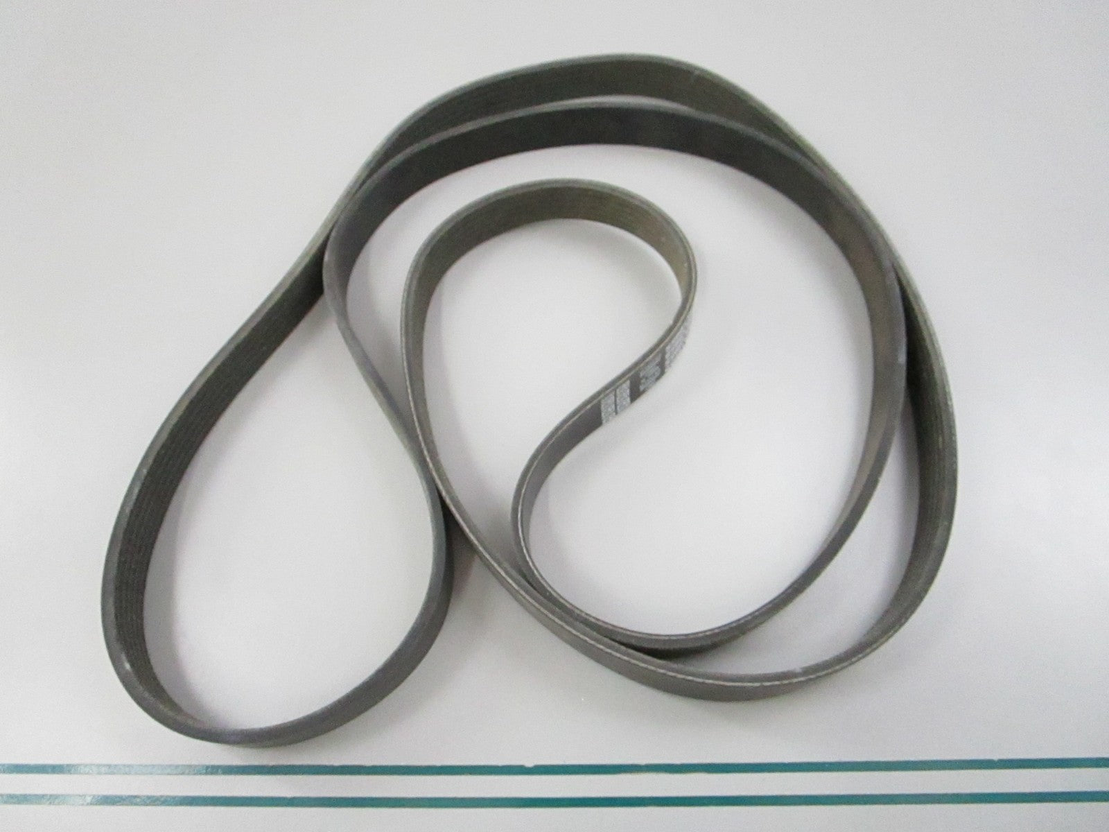 NEW 5060785 Dayco Serpentine Belt 0810