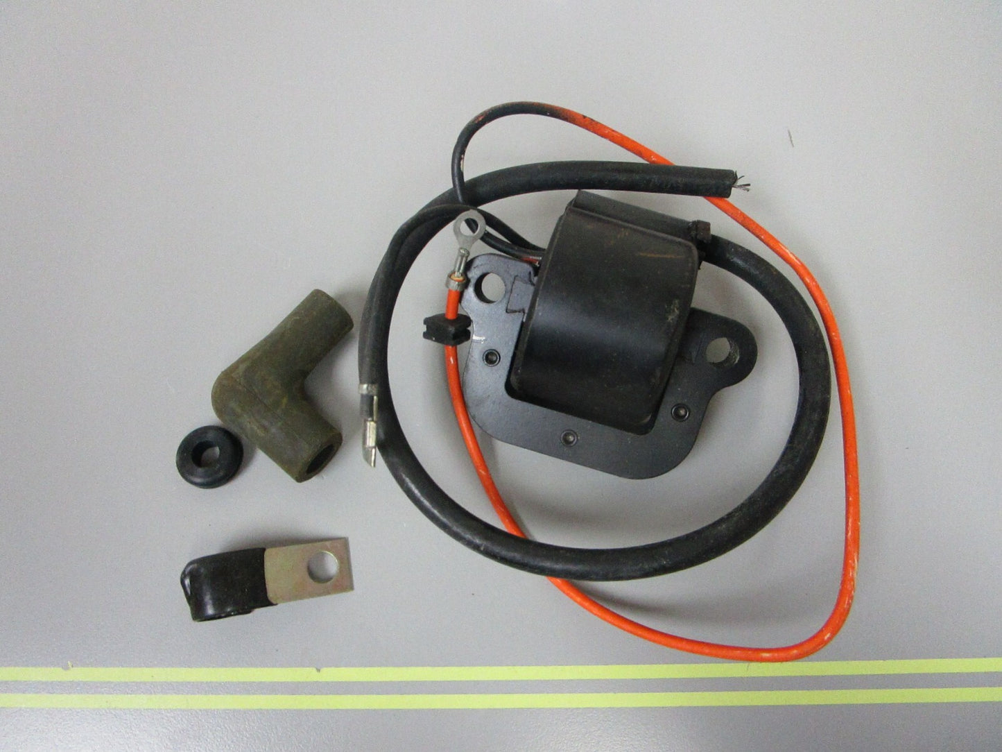 *NEW OEM* 0810 OMC Johnson Evinrude Ignition Coil Kit 582091 0582091