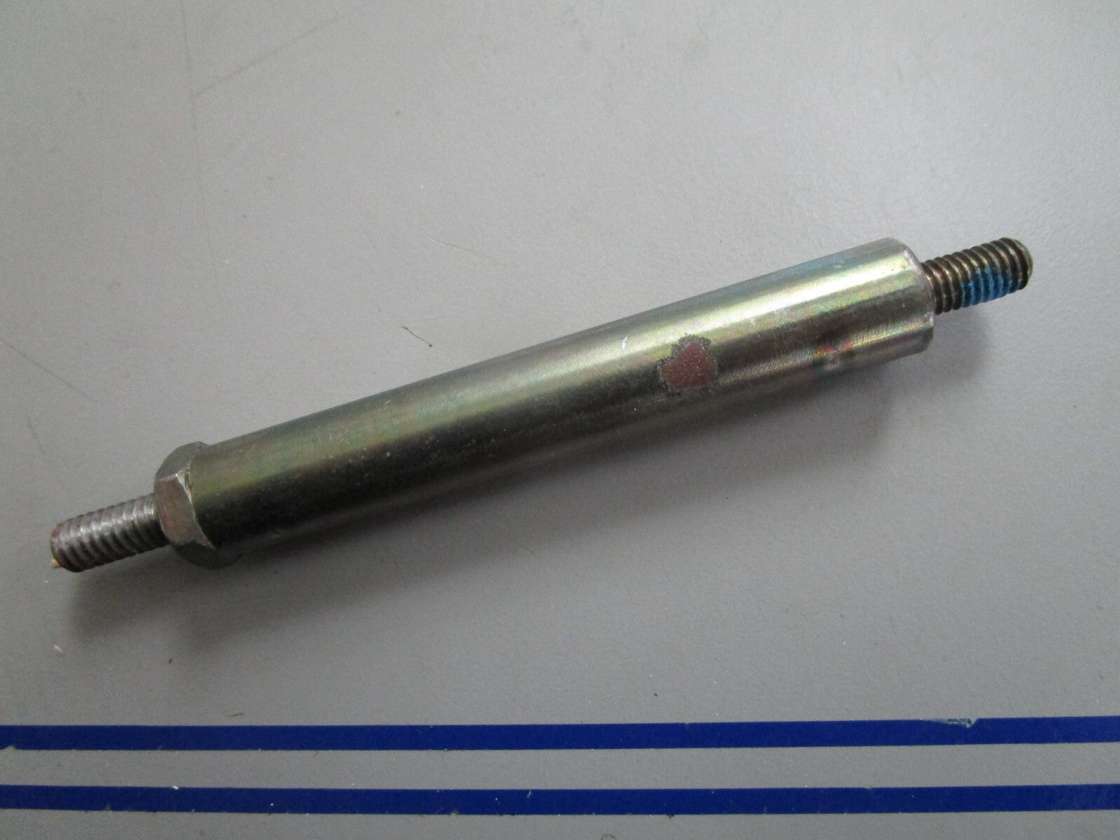 *NEW OEM* 0820 Volvo Penta Stud 3854671