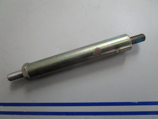 *NEW OEM* 0820 Volvo Penta Stud 3854671