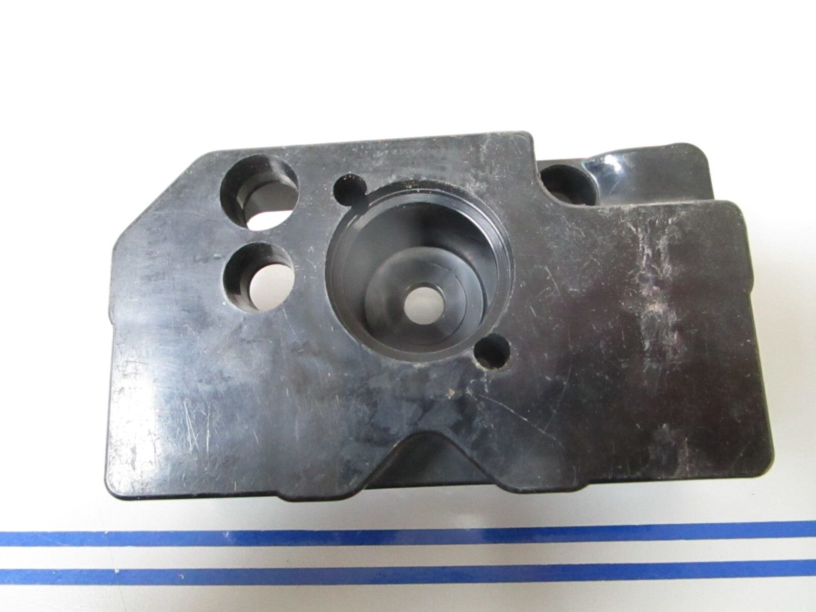 *NEW OEM* 0810 Volvo Penta Relay Housing 839331