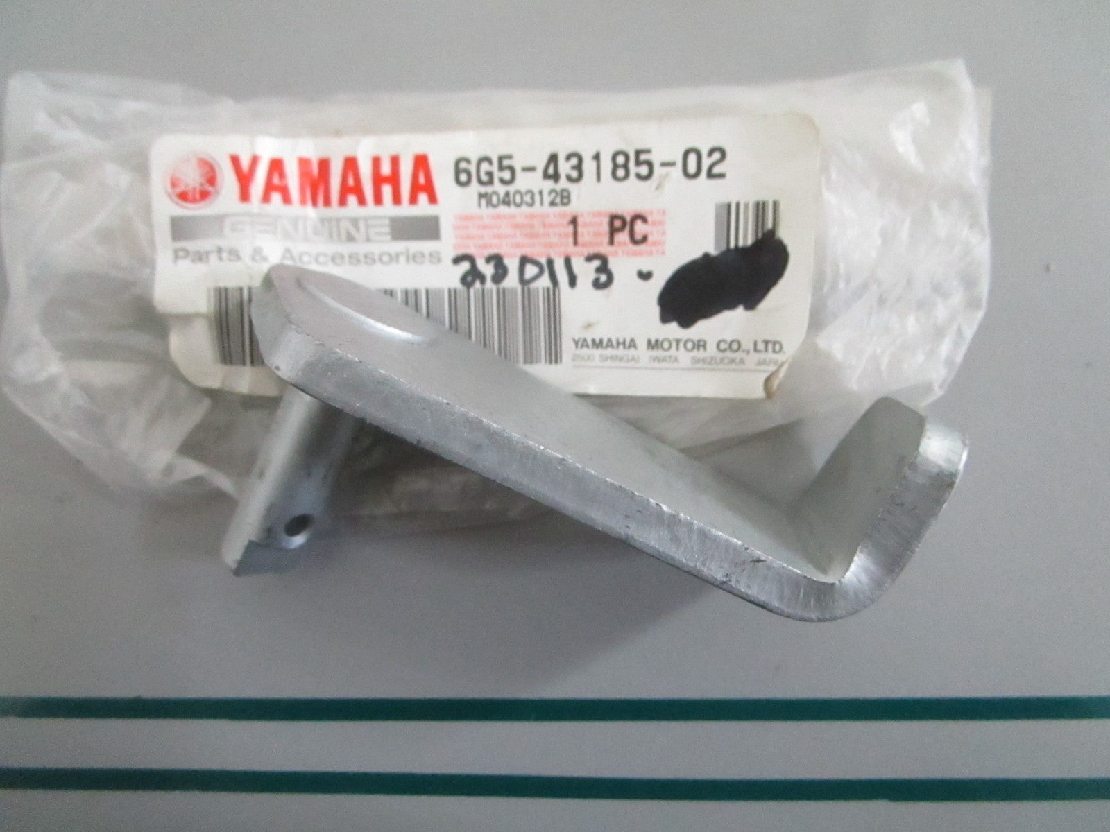 NEW OEM 6G5-43185-02-00 Yamaha Tilt Stop Lever 0820