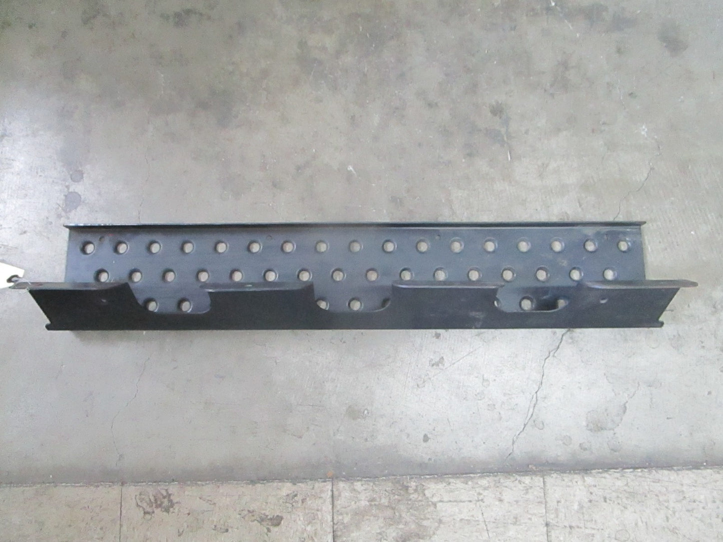 *NEW OEM* 0820 Bobcat Step 6706719