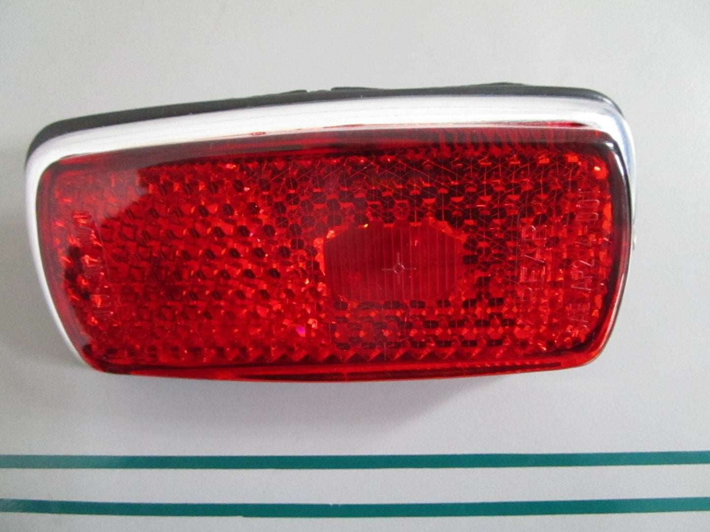 NEW OEM 0008260641 Mercedes-Benz RH Rear Reflector 0820