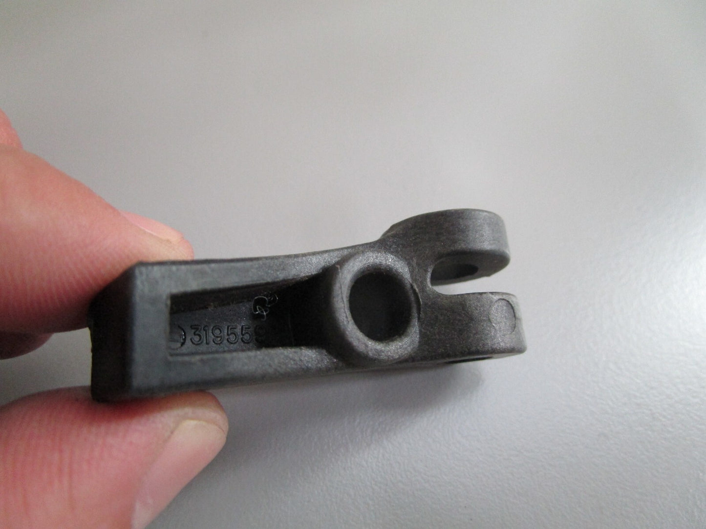 *NEW OEM* 0810 OMC Johnson Evinrude Interlock Starter Pawl 319559 0319559