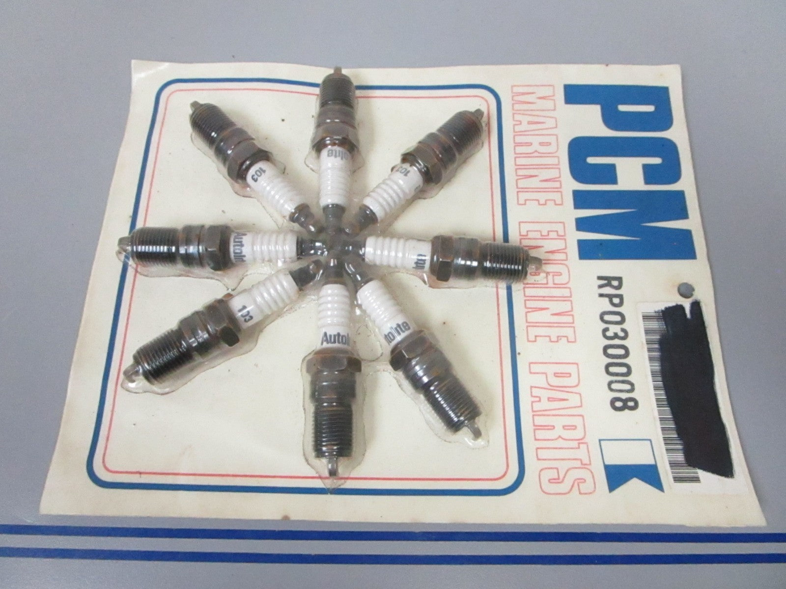 NEW OEM RP030008 Pleasure Craft Marine PCM Autolite #103 Spark Plug Set 0720