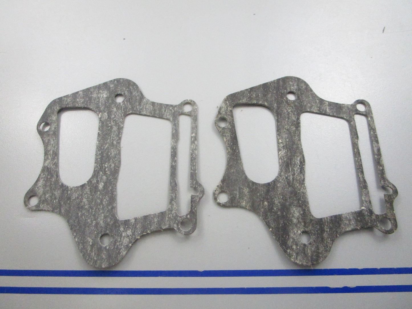 NEW OEM (LOT OF 2) 203379 0203379 OMC Johnson Evinrude Gasket 0810