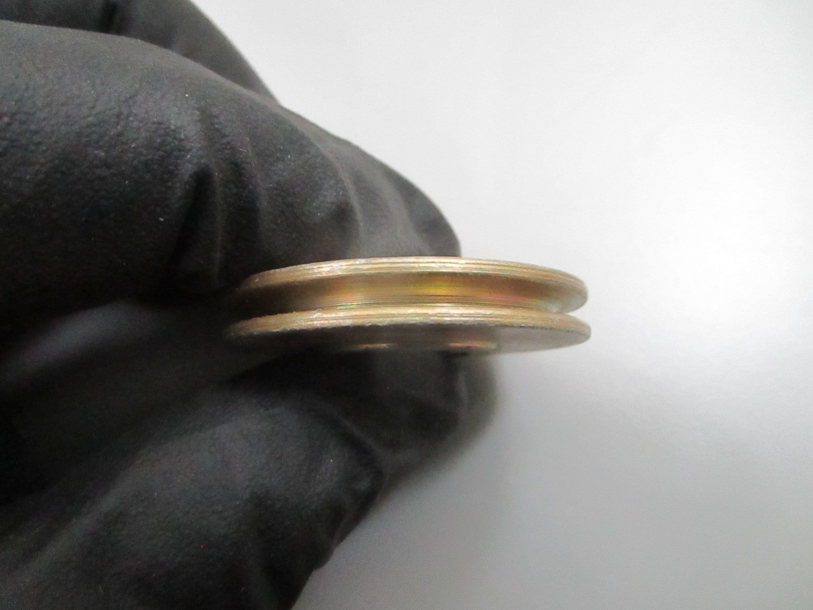 *NEW OEM* 0810 OMC Johnson Evinrude Idler Pulley & Bearing Ay 981346 0981346