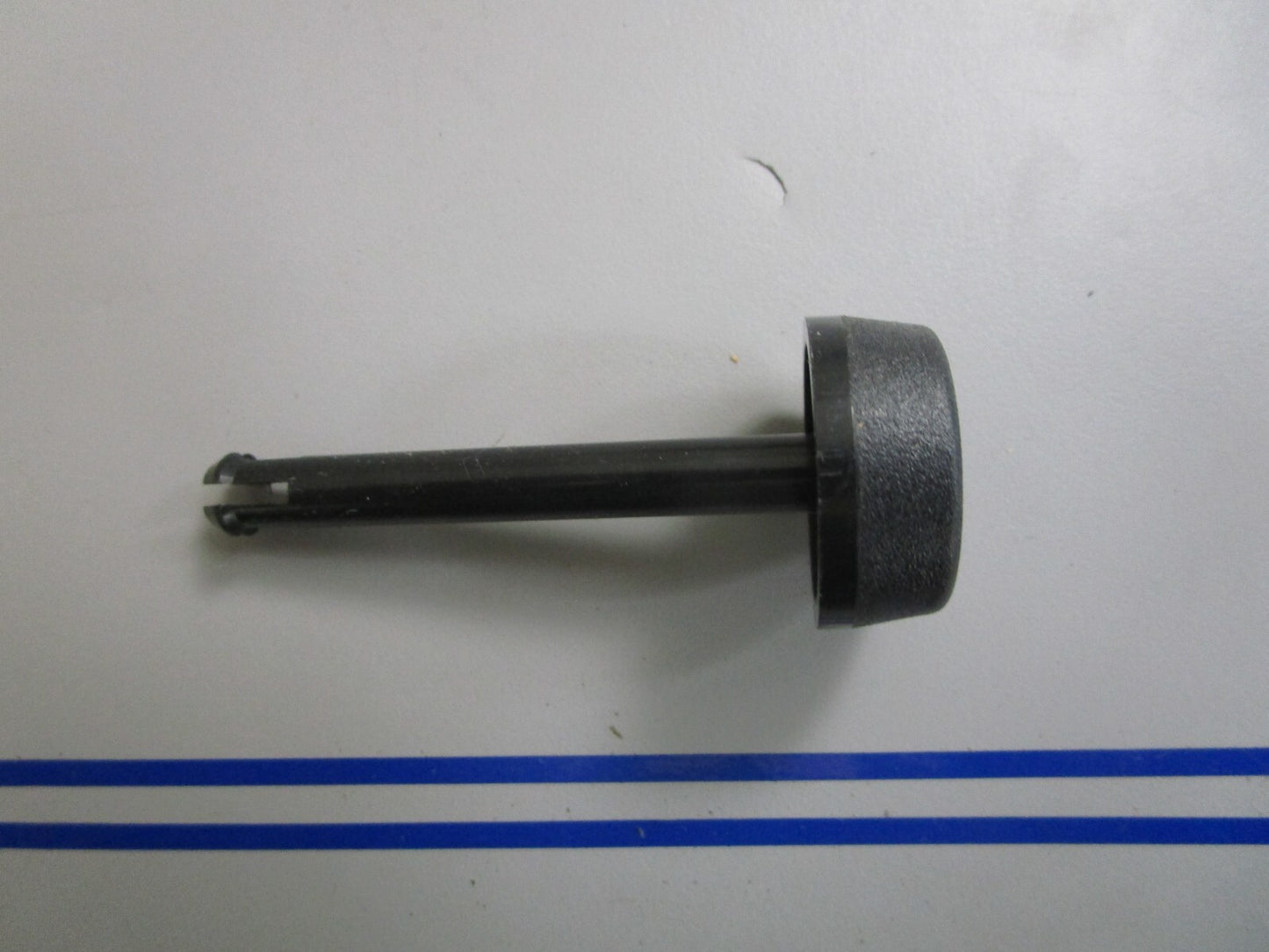 *NEW OEM* 0810 Mercury Quicksilver Throttle Button 822212T