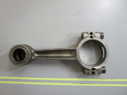 *NEW OEM* 0810 OMC Johnson Evinrude Connecting Rod 304690 0304690