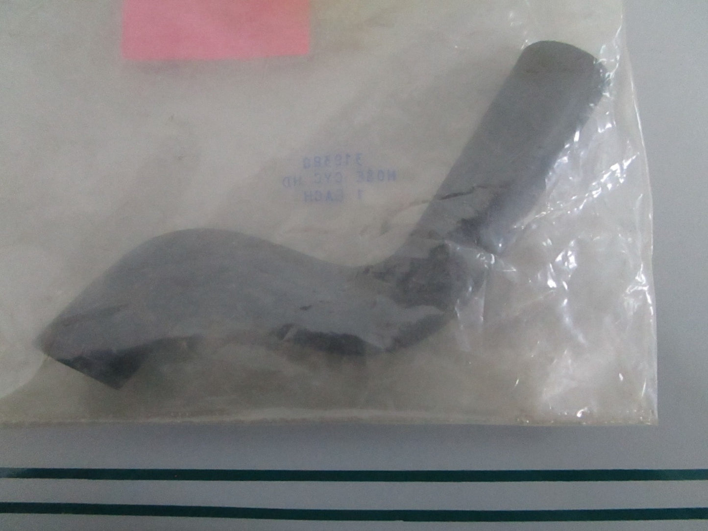 NEW OEM 318388 0318388 OMC Johnson Evinrude Hose 0820