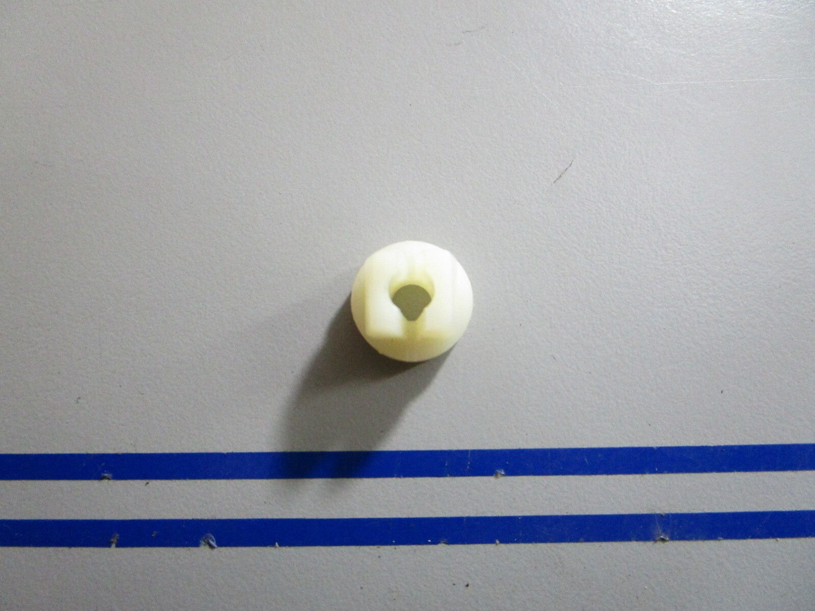 *NEW OEM* (LOT OF 4) 0810 Mercury Quicksilver Nut 11-35521