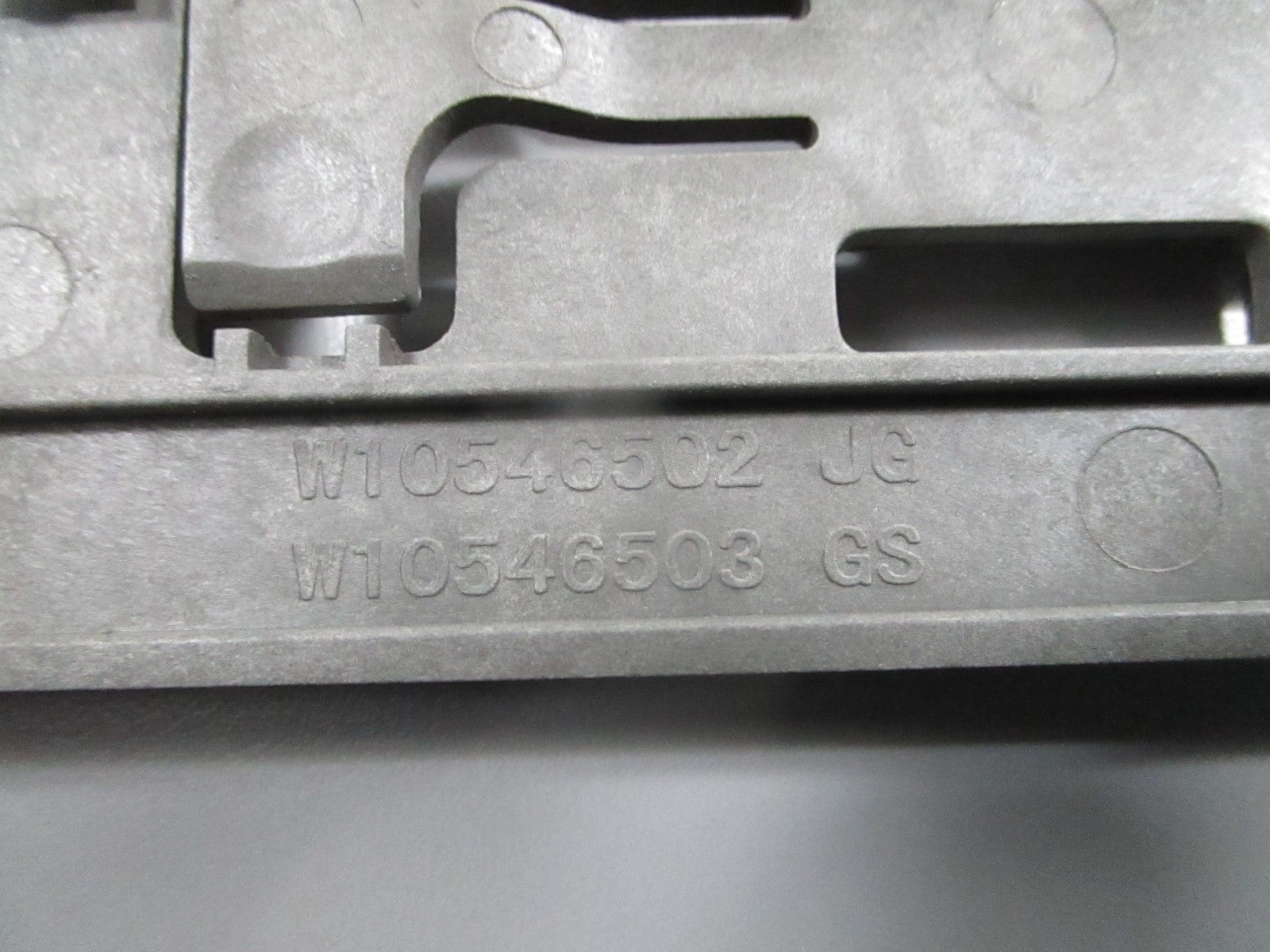 NEW OEM W10546503 Whirlpool Dishrack Adjuster Arm 0810