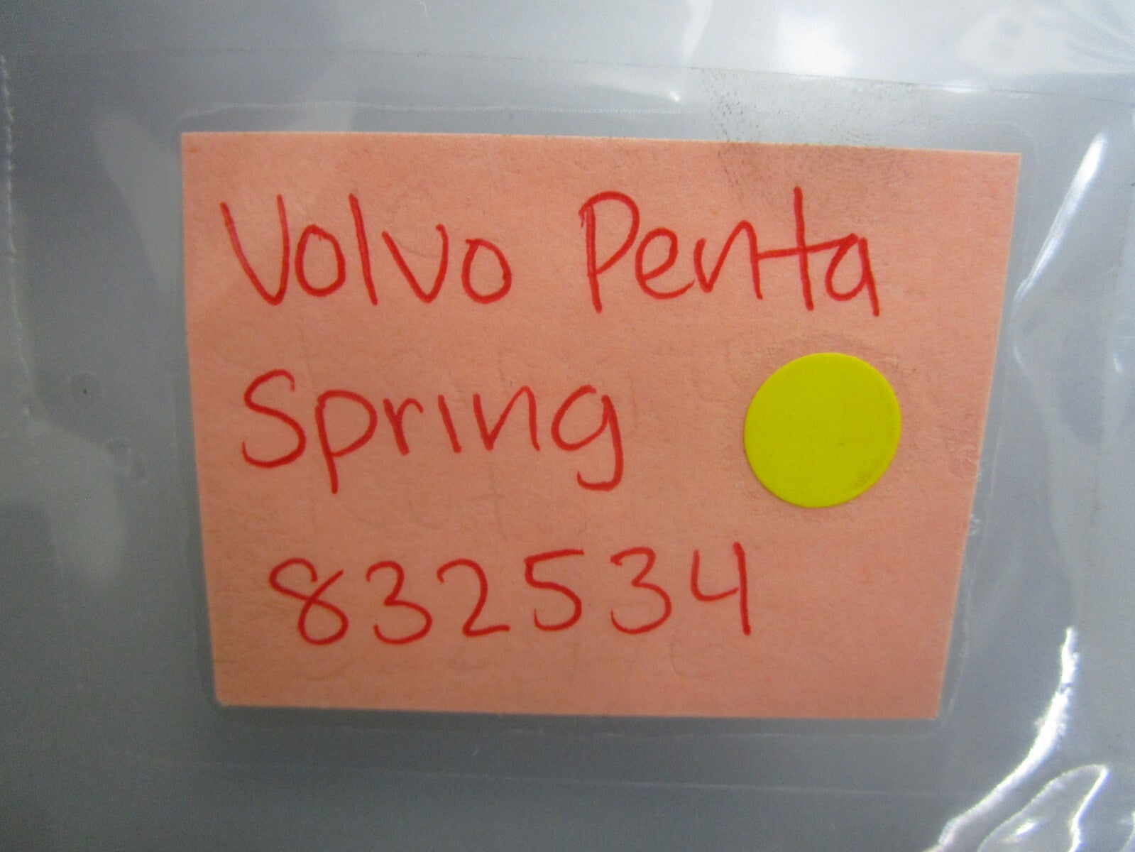 *NEW OEM* 0810 Volvo Penta Spring 832534