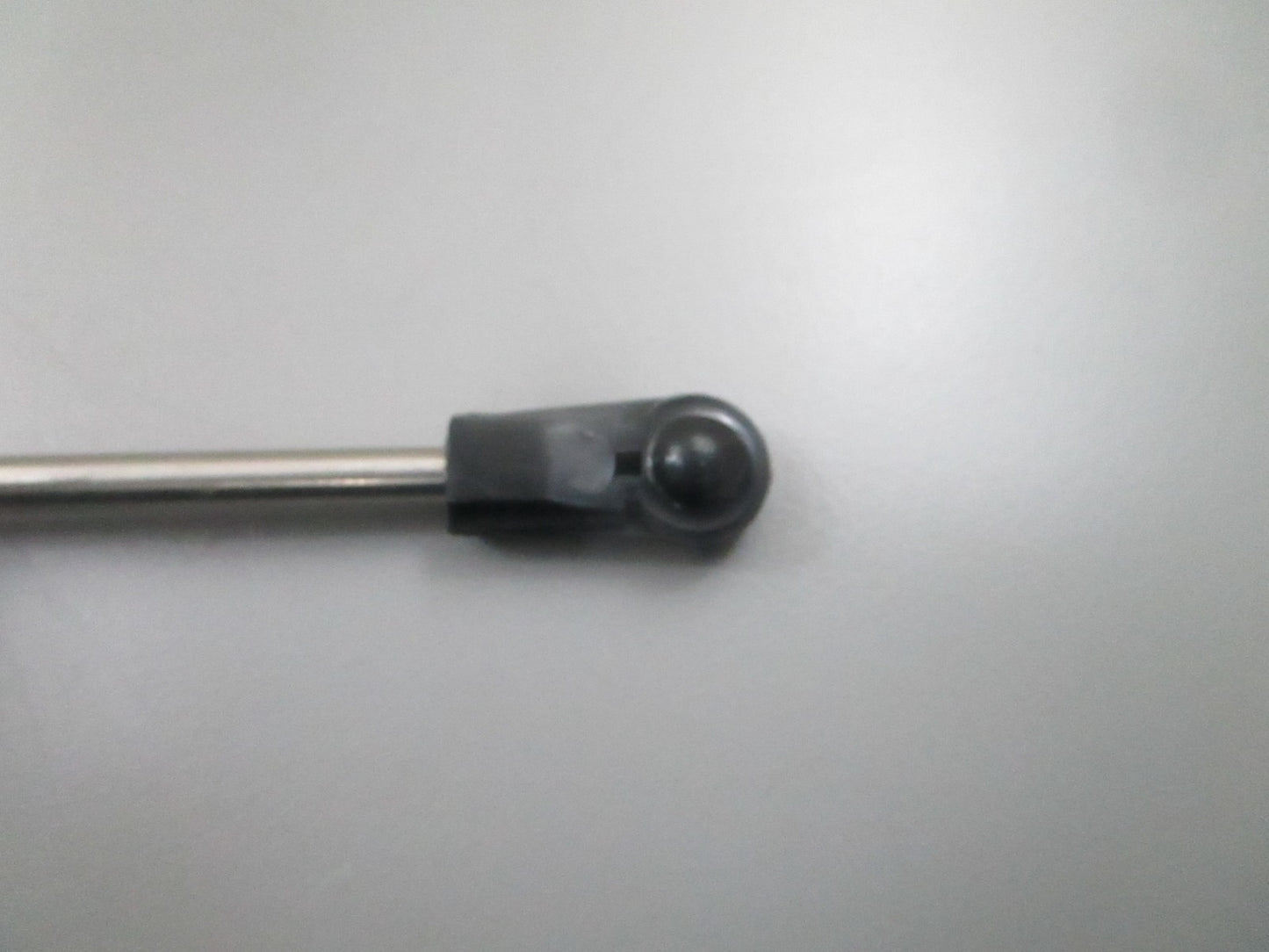 *NEW OEM* 0810 Mercury Quicksilver Link 8M0008113