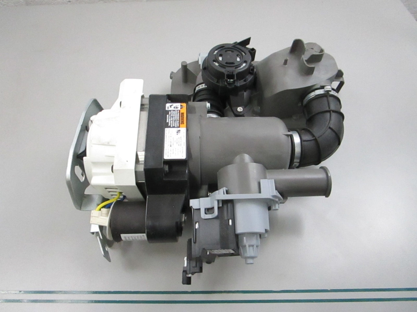 NEW OEM W11416362 Whirlpool Pump & Motor Assembly 0810