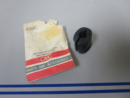 *NEW OEM* 0810 OMC Johnson Evinrude Bracket 329659 0329659