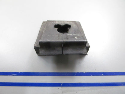 *NEW OEM* 0810 OMC Johnson Evinrude Grommet 332416 0332416