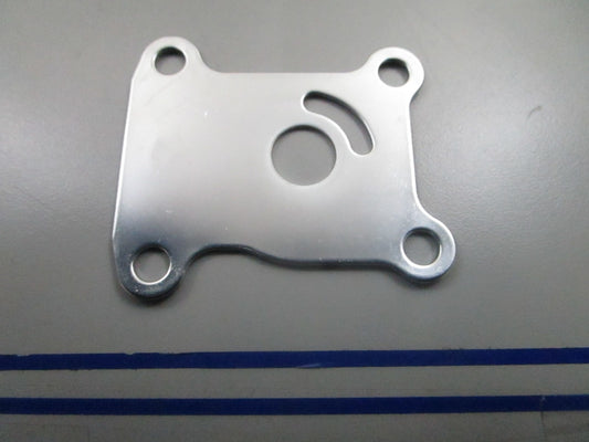 *NEW OEM* 0810 OMC Johnson Evinrude Impeller Housing Plate 318995 0318995