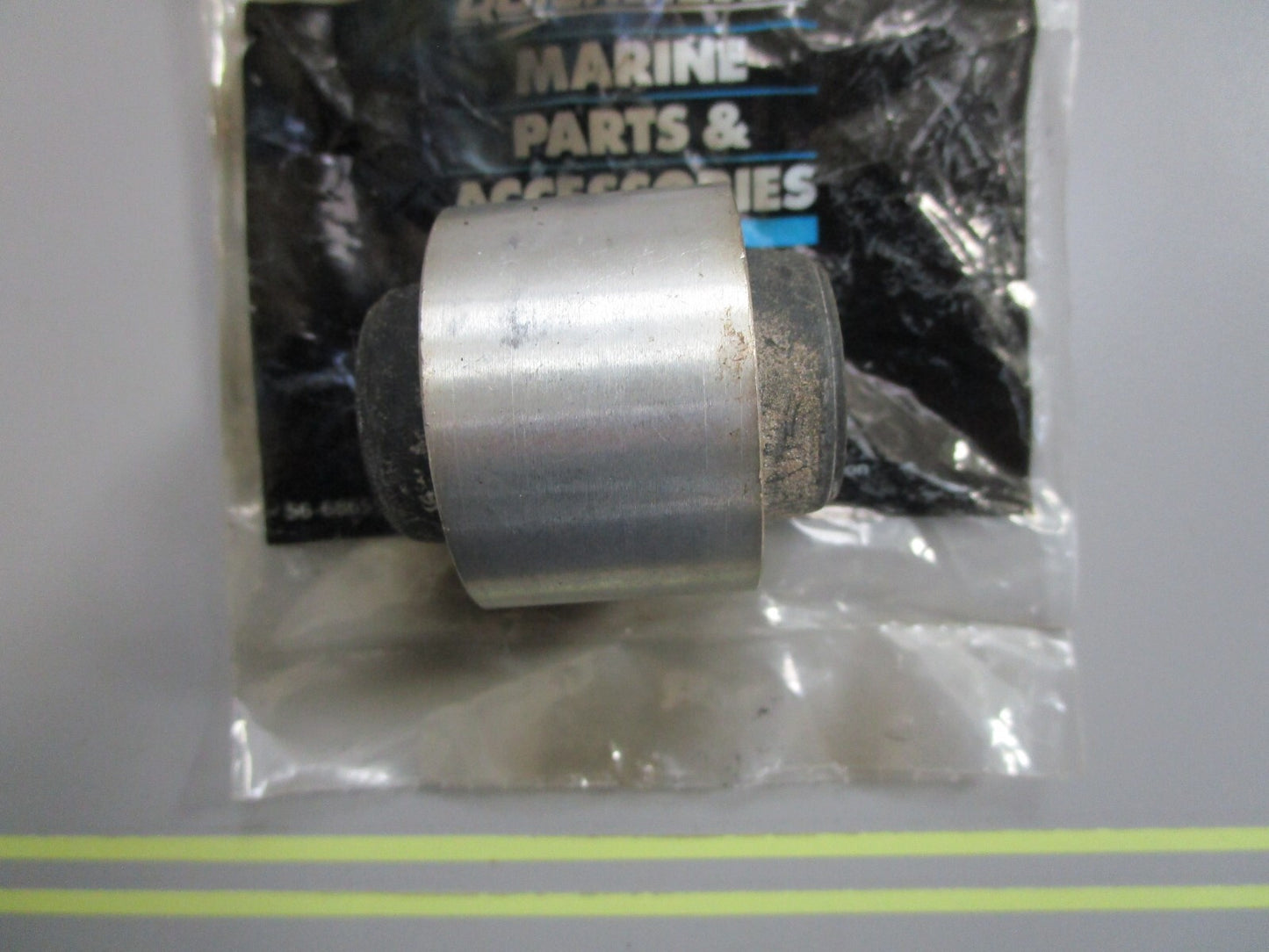 *NEW OEM* 0810 Mercury Quicksilver Mount 32832