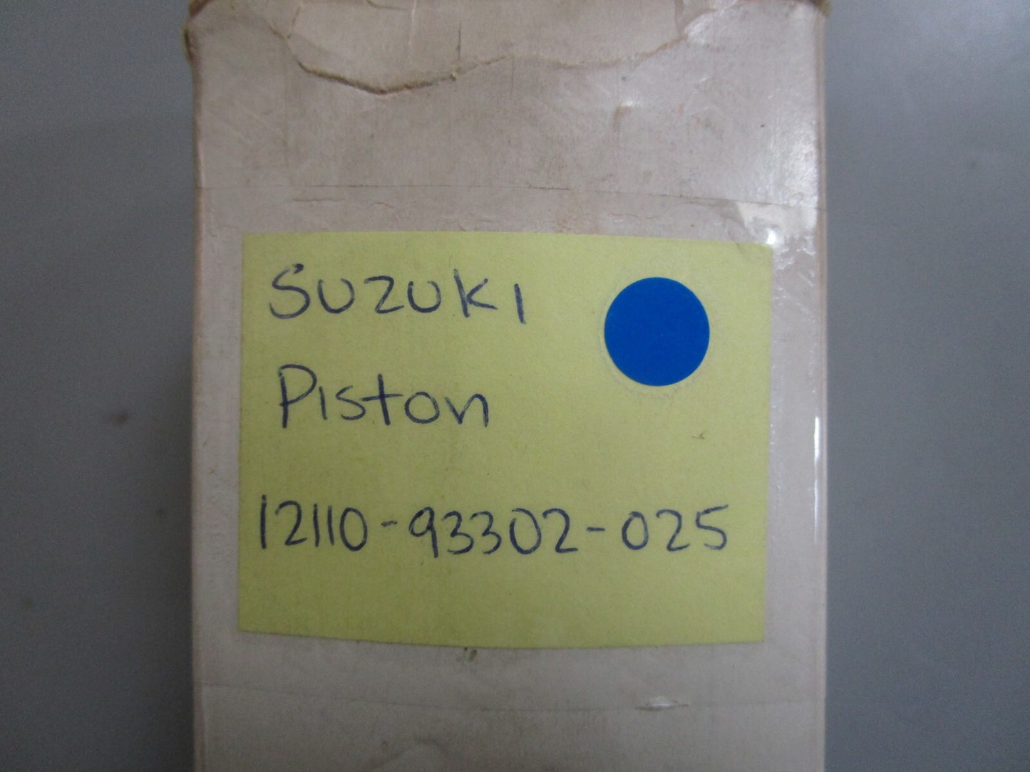 *NEW OEM* 0810 Suzuki Piston 12110-93302-025