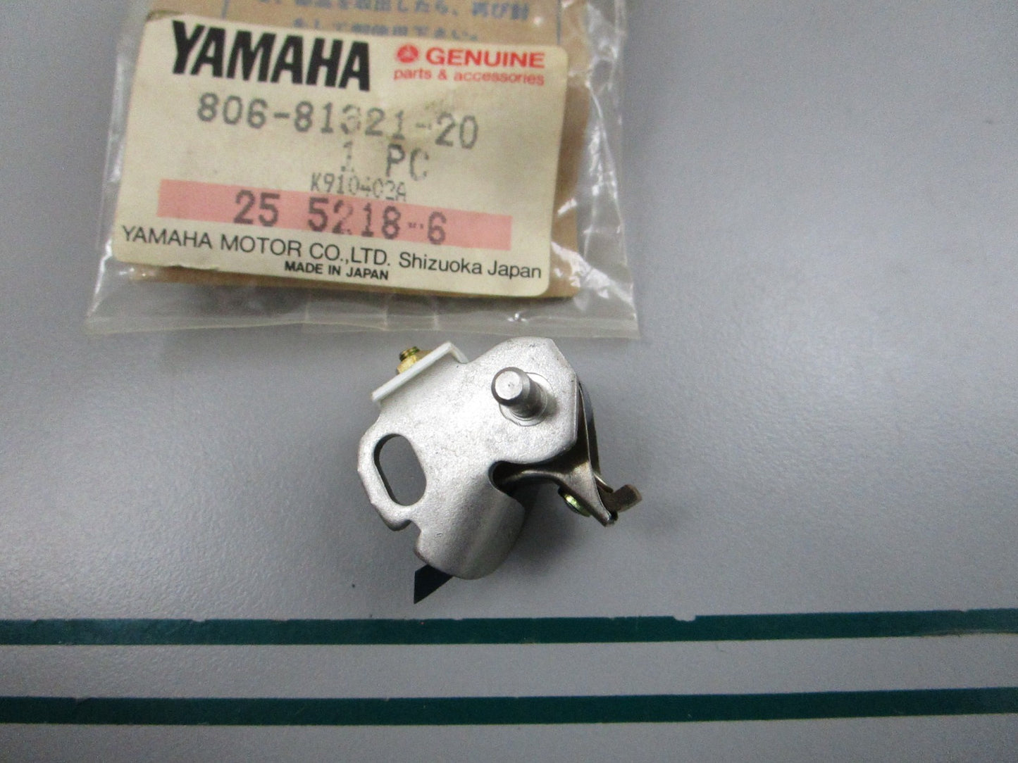 NEW OEM 806-81321-20-00 Yamaha Contact Point Set 0810