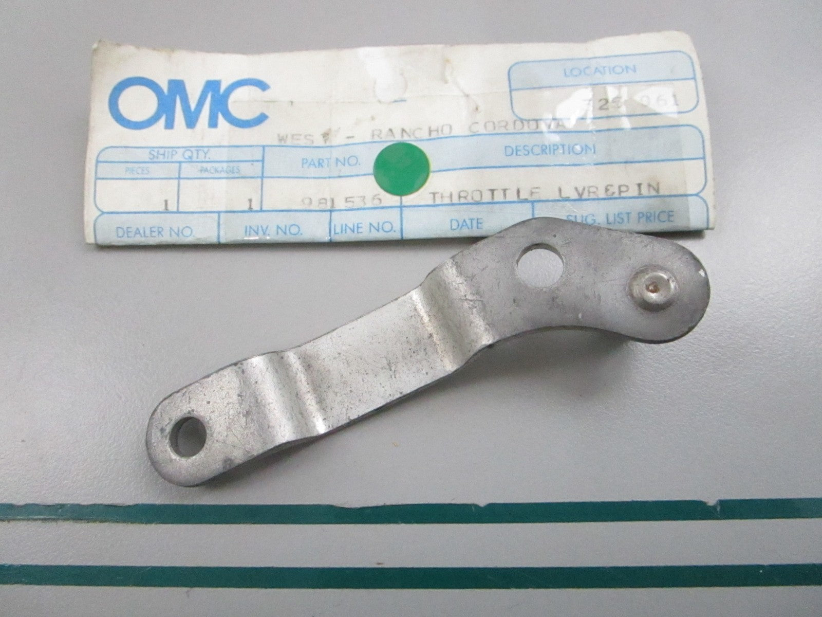 NEW OEM 981536 0981536 OMC Johnson Evinrude Lever & Pin 0810