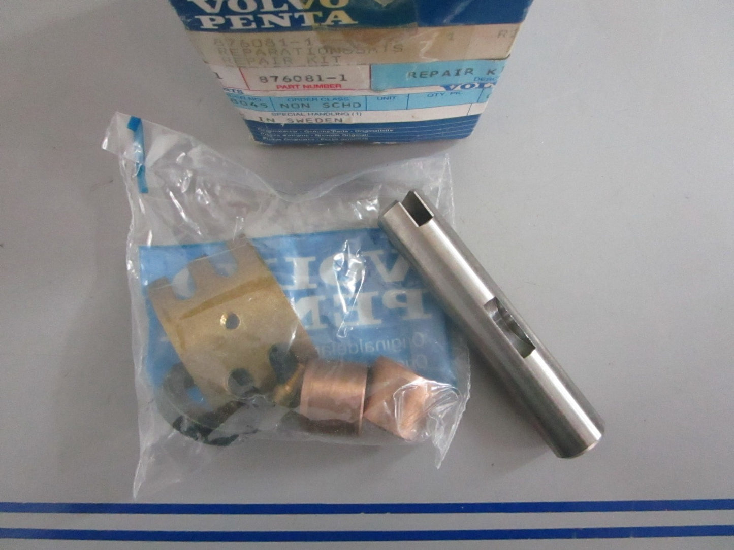 *NEW OEM* 0820 Volvo Penta Water Pump Repair Kit 876081