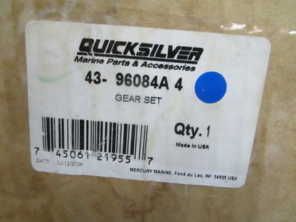 *NEW OEM* 0820 Mercury Quicksilver Gear Set 43-96084A4