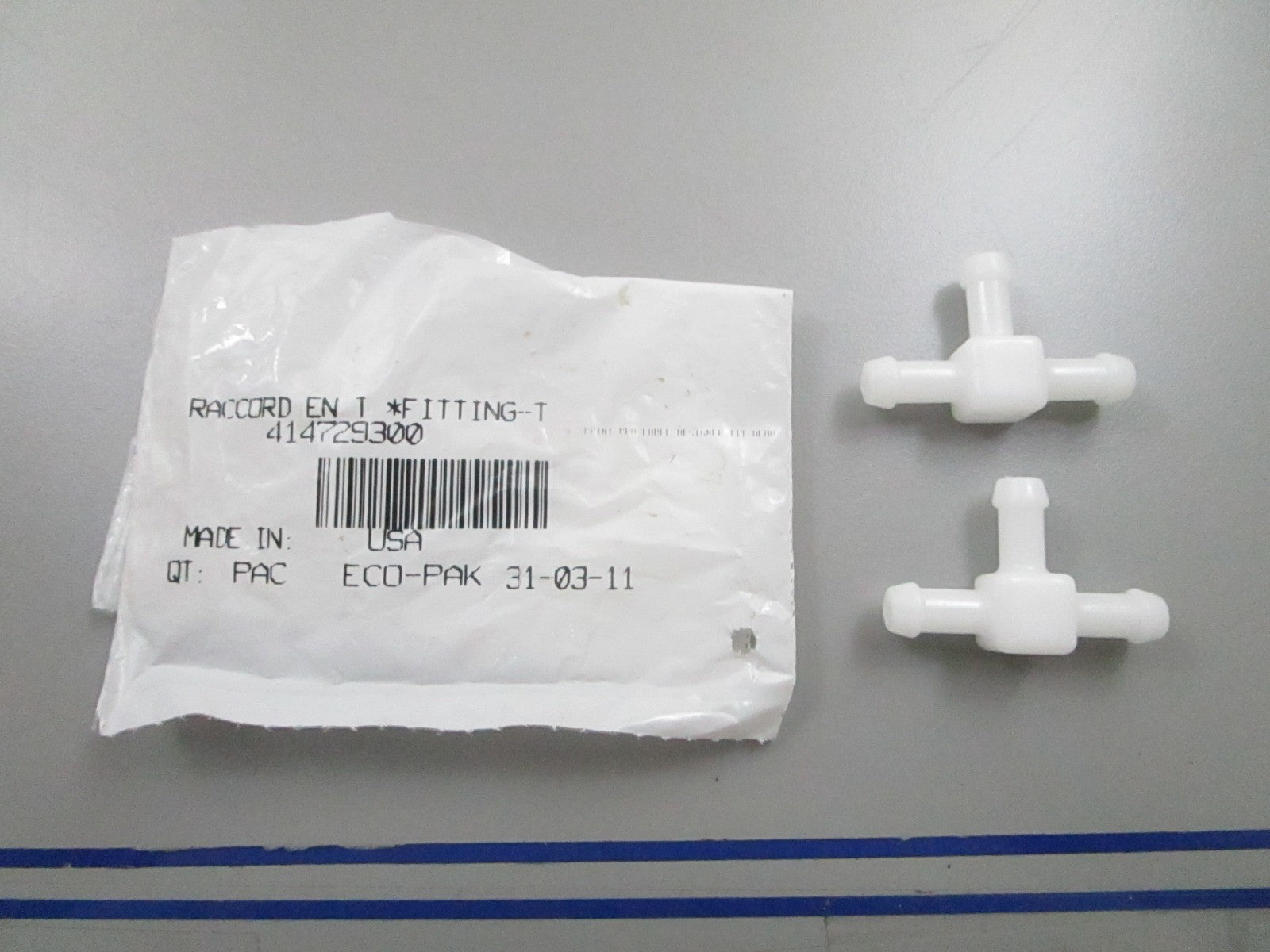 *NEW* (LOT OF 2) 0810 Ski-Doo T-Fitting 414729300