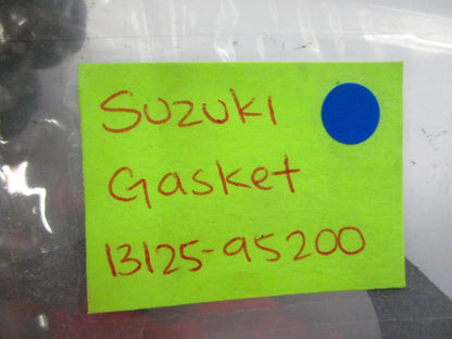 NEW OEM 13125-95200 Suzuki Gasket 0810