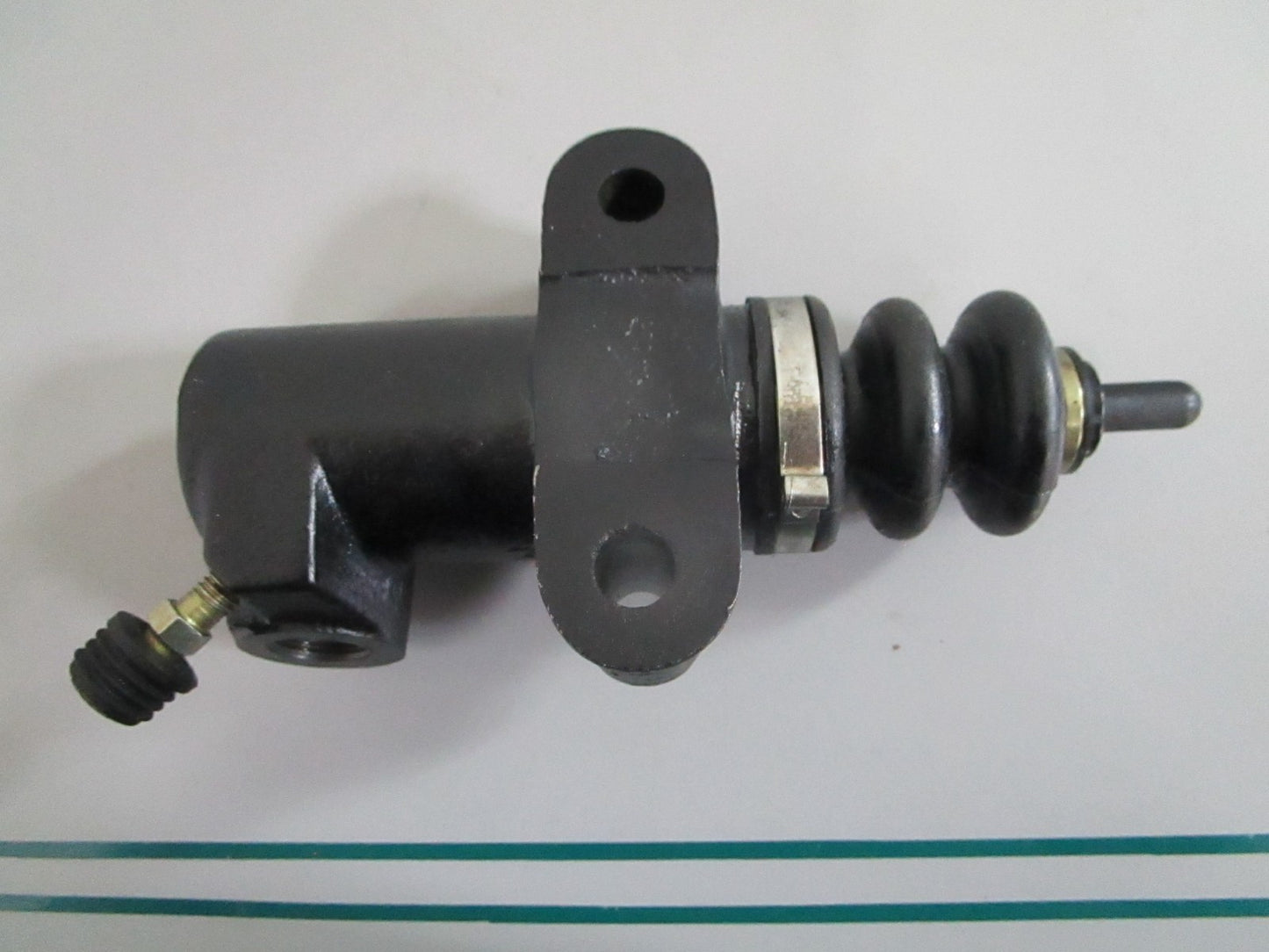 NEW OEM 0002954207 Mercedes-Benz Slave Cylinder 0820