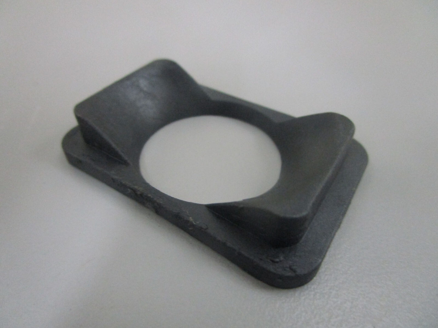 *NEW OEM* 0770 Volvo Penta Retainer 3854601