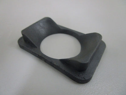 *NEW OEM* 0770 Volvo Penta Retainer 3854601