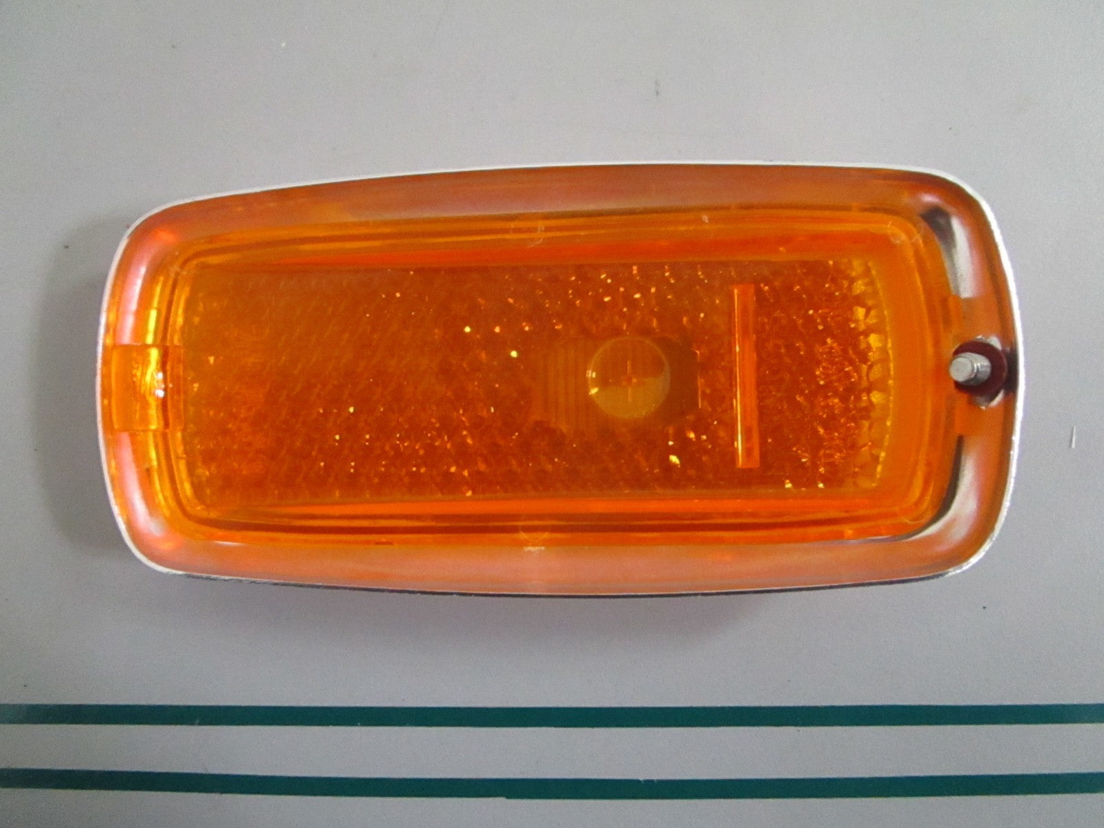 NEW OEM 0008261457 Mercedes-Benz Front Amber Lens 0820