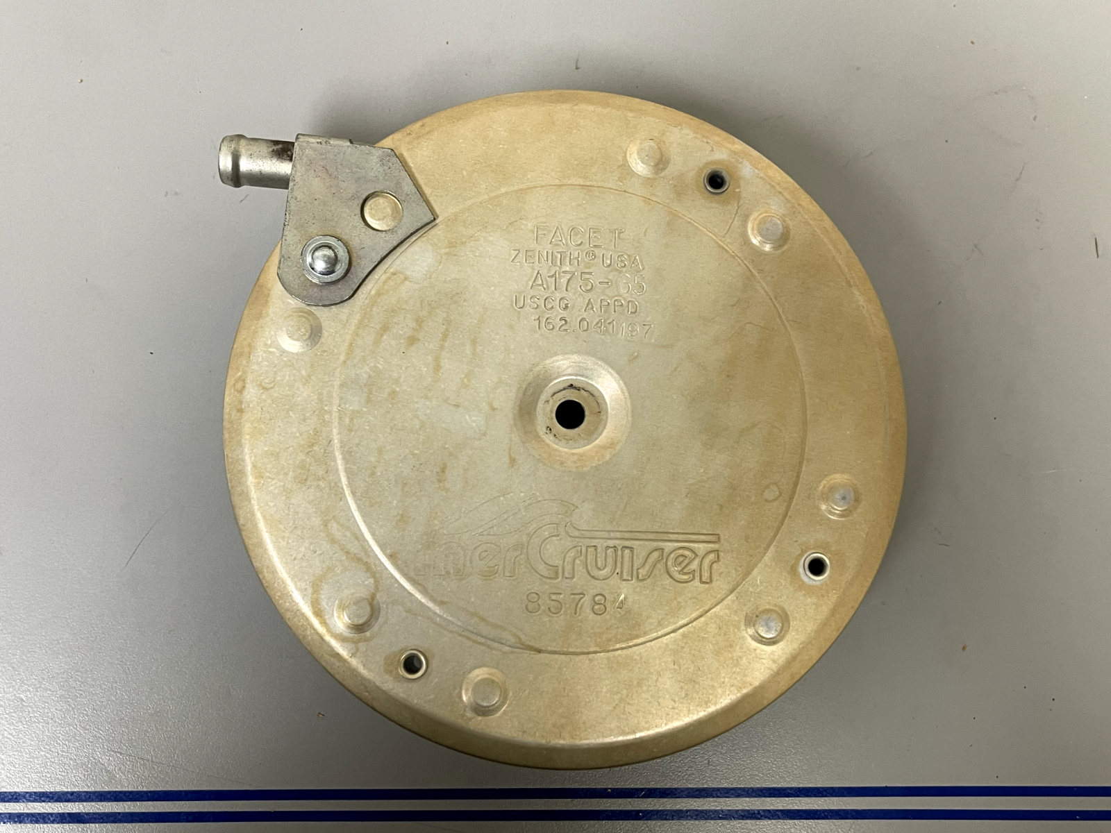 *NEW OEM* 0670 Mercury Mercrusier 3.7L 224 CID Flame Arrestor 85784