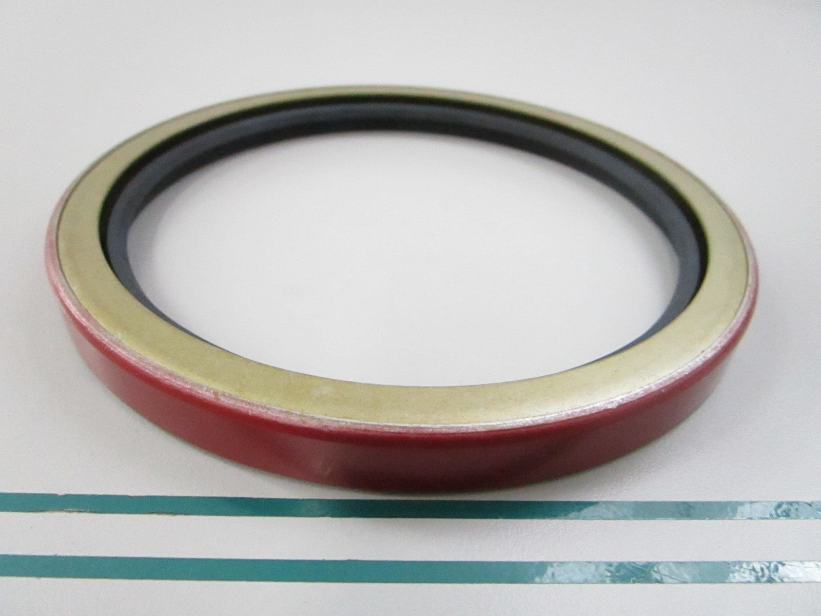 NEW HY141113 For: Hyster Total Source Oil Seal 0810