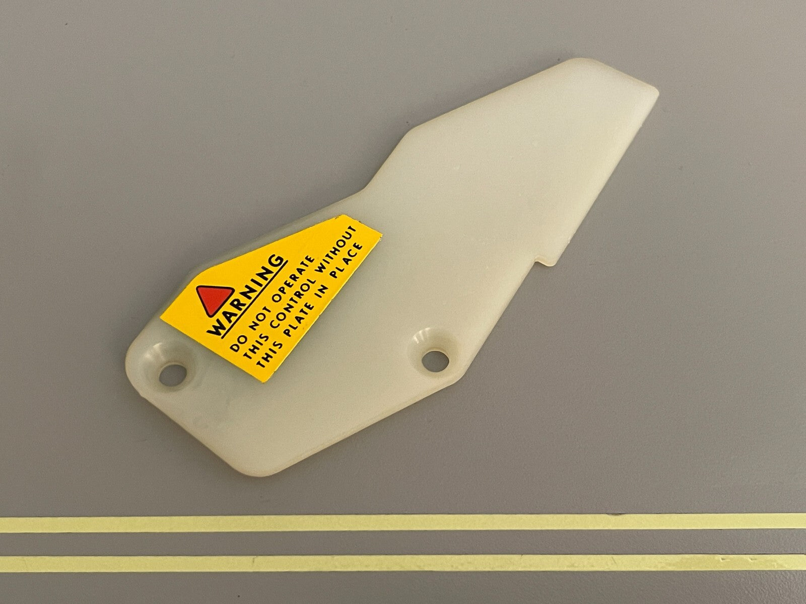 *NEW OEM* 0810 OMC Johnson Evinrude Separator 390173 0390173